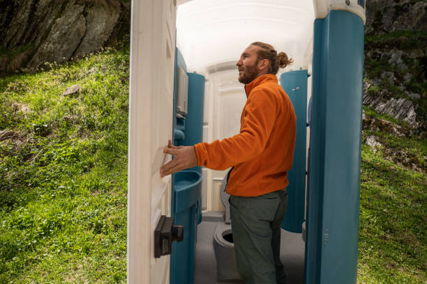 Best Luxury portable toilet rental  in Las Flores, CA